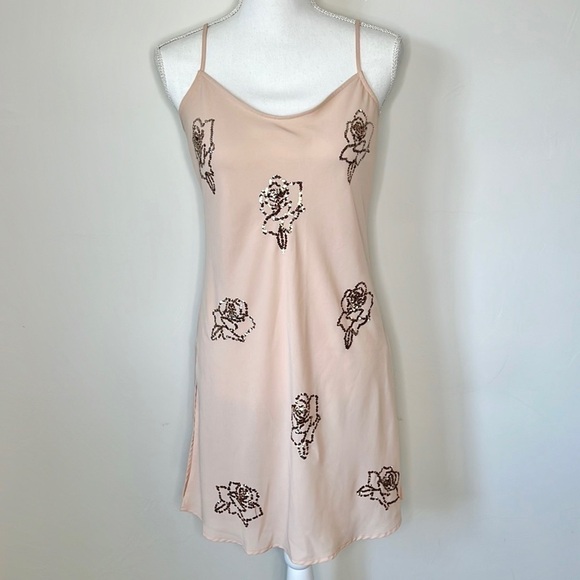 Moda International Rose Slip Dress - Picture 3 of 7